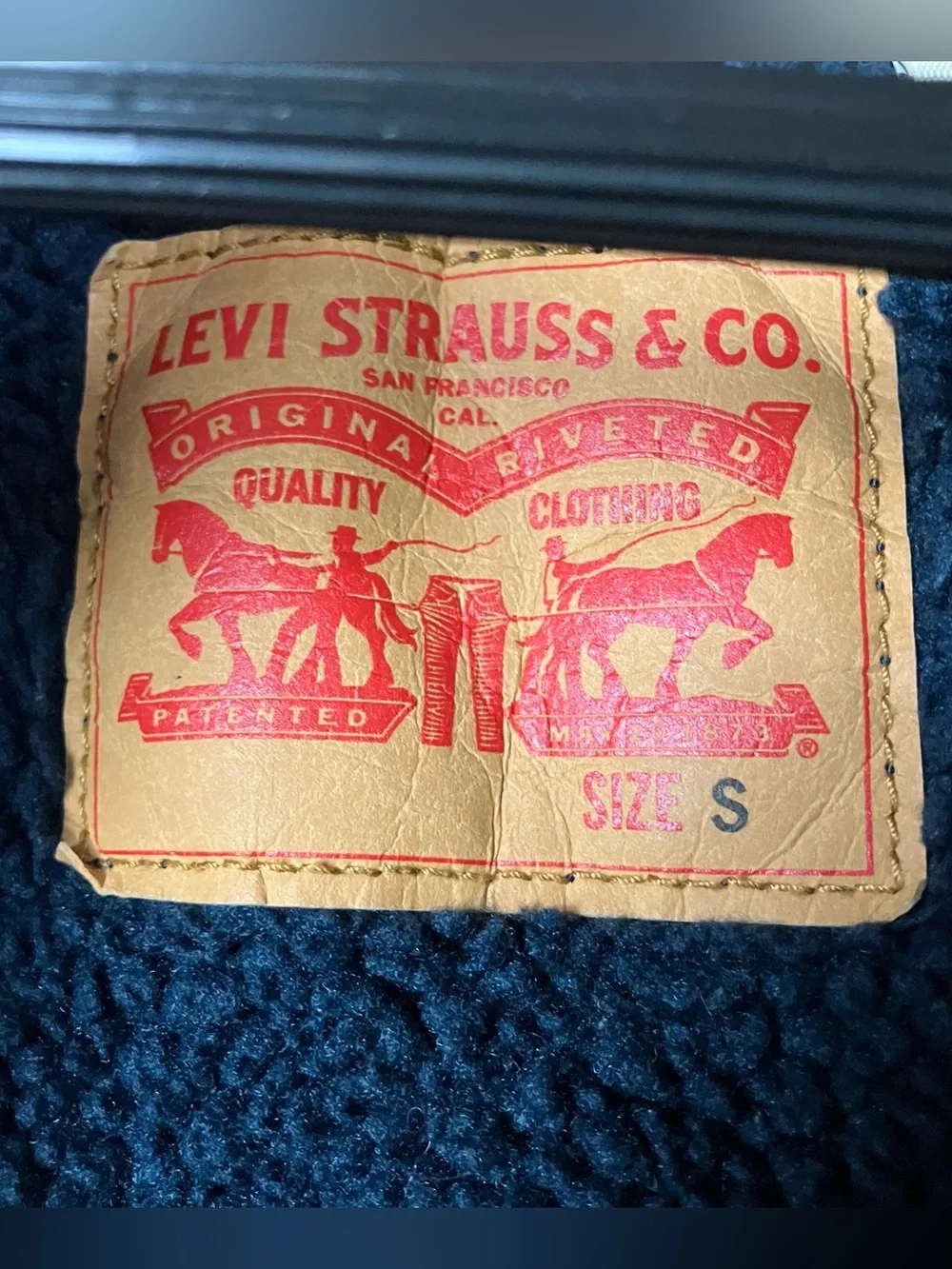 Levi's Men’s Size S Trucker Sherpa Lined Denim Jean Jacket Navy Blue